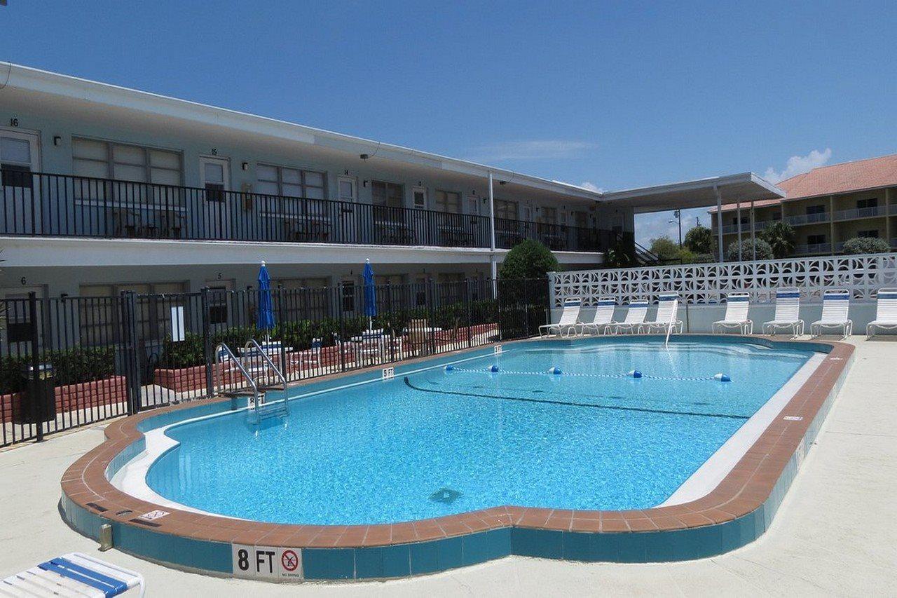Beachside Resort Motel 圣徒皮特海滩 外观 照片