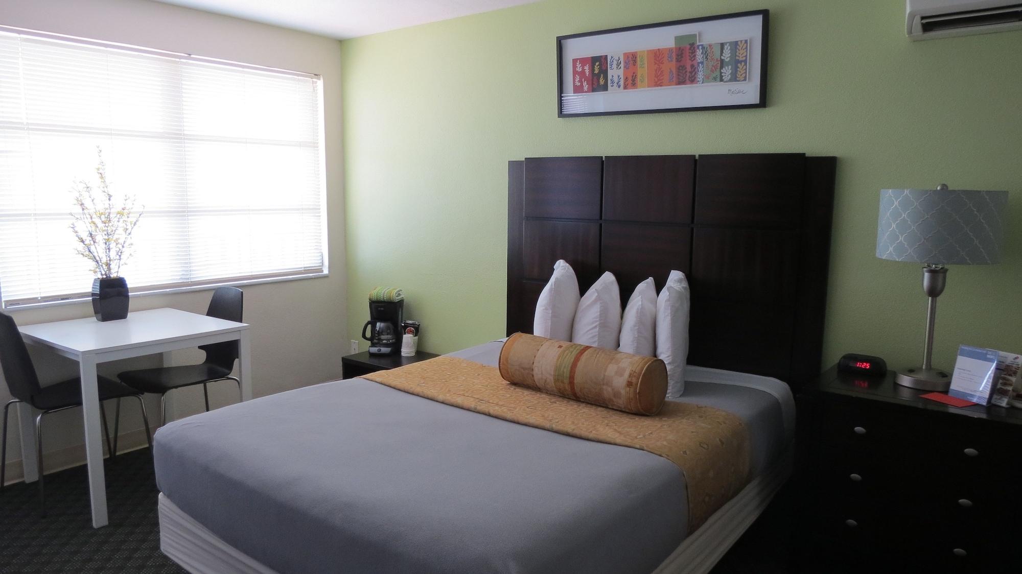 Beachside Resort Motel 圣徒皮特海滩 外观 照片