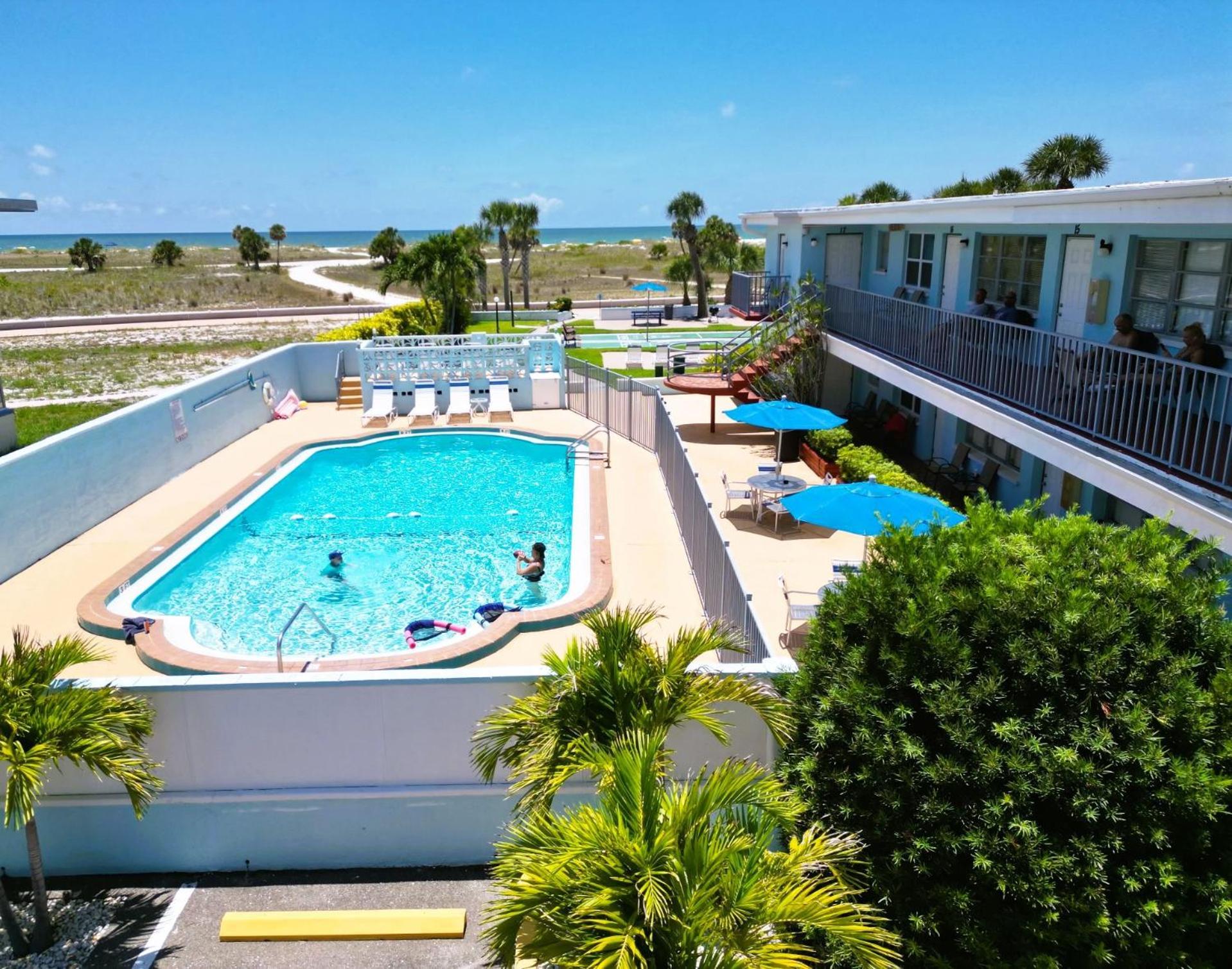 Beachside Resort Motel 圣徒皮特海滩 外观 照片